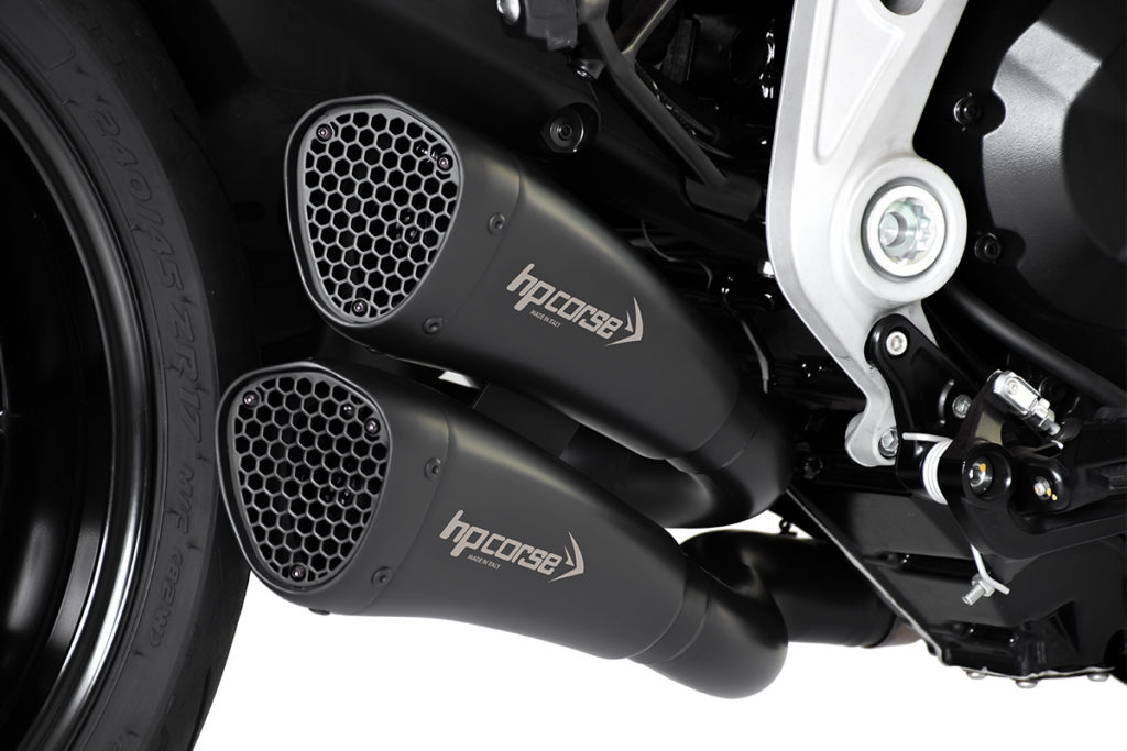 Terminali di scarico Hp Hydroform Short per Ducati Diavel 1260