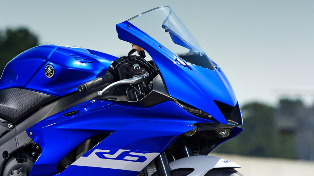 Nuova Yamaha R6 Race 2021