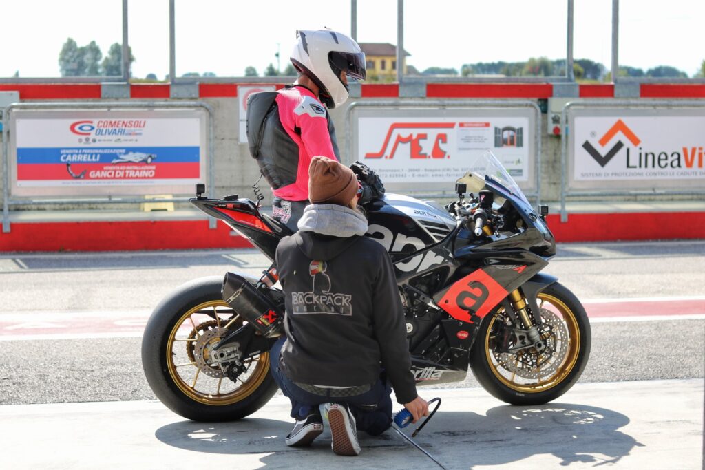 Backpack Racing di Edoardo Mazzuoli