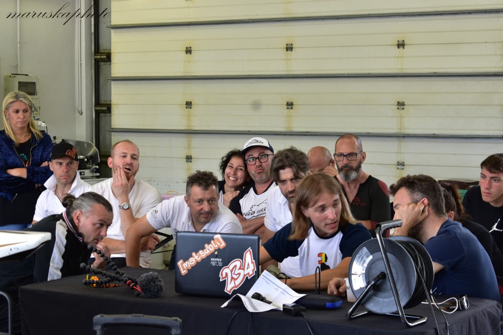 Corsi di guida in pista in moto