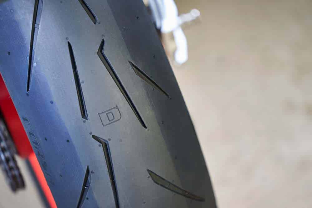 Pirelli Diablo Rosso Corsa IV recensioni