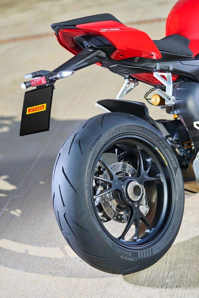 Pirelli Diablo Rosso Corsa IV recensioni