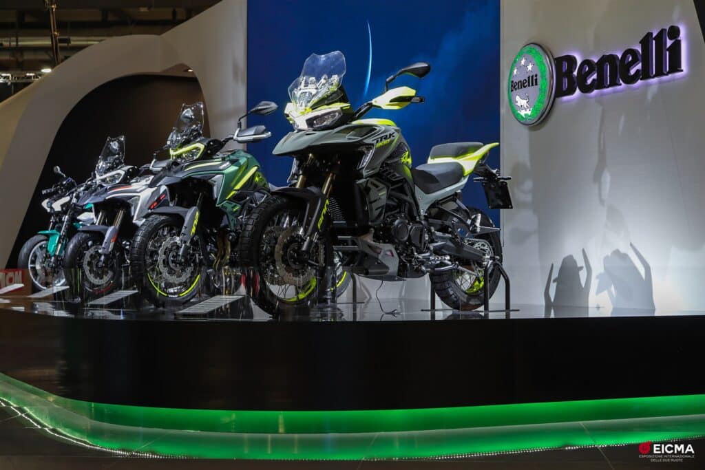 Benelli TRK 800 2023 novità eicma 2022